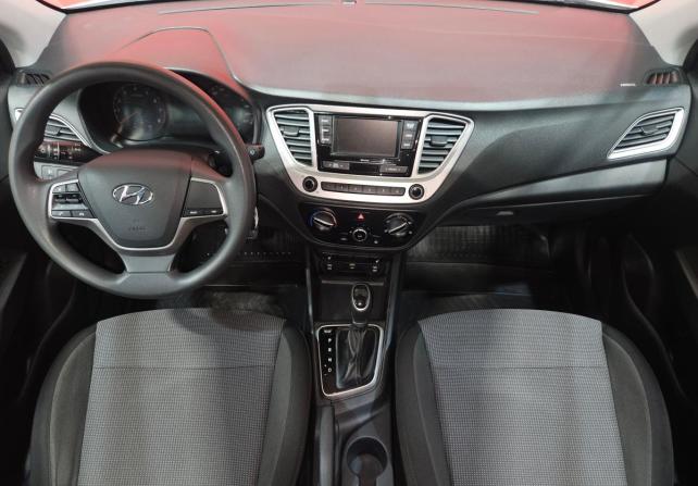 Hyundai Solaris II Рестайлинг с пробегом 2022 года, цена 1 299 000 рублей, 102010 км, седан, Автокод Объявления