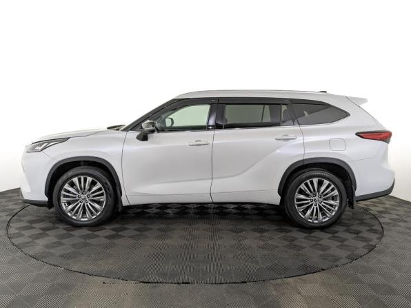 Toyota Highlander IV (XU70) с пробегом 2024 года, цена 4 940 000 рублей, 34400 км, внедорожник, Автокод Объявления