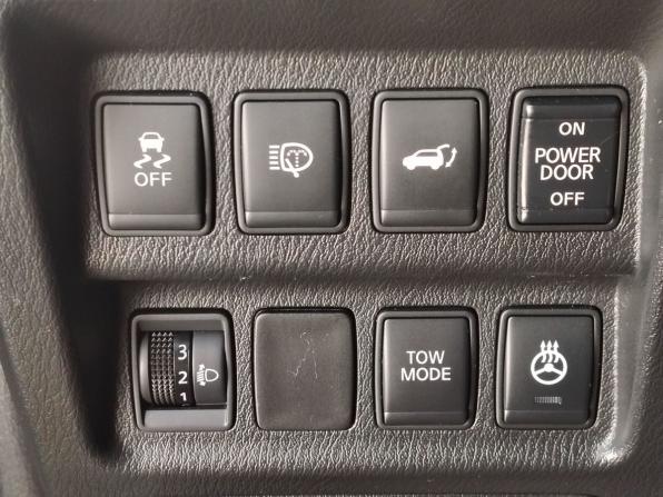 Nissan Pathfinder IV с пробегом 2015 года, цена 1 720 000 рублей, 152333 км, внедорожник, Автокод Объявления