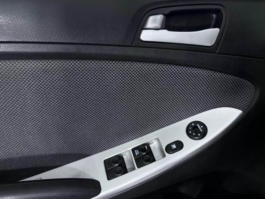 Hyundai Solaris I Ростов-на-Дону  - изображение 16