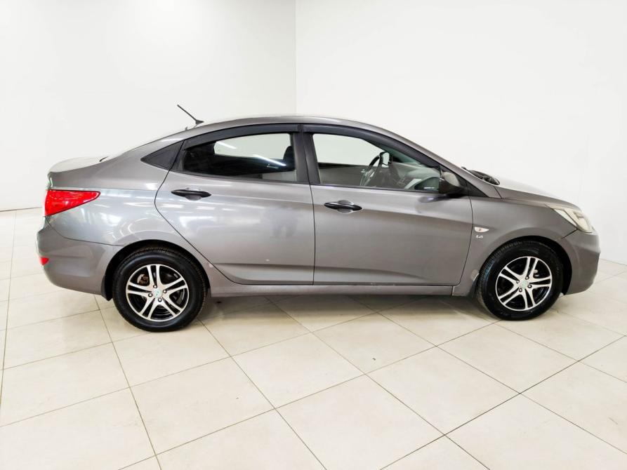 Hyundai Solaris I Тула  - изображение 4