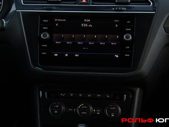 Volkswagen Tiguan II с пробегом 2018 года, цена 1 988 000 рублей, 189252 км, внедорожник, Автокод Объявления