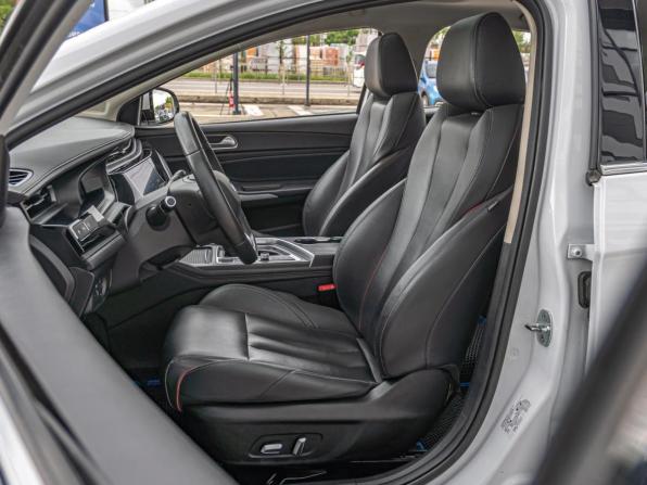 Omoda S5 с пробегом 2023 года, цена 1 490 000 рублей, 17864 км, седан, Автокод Объявления