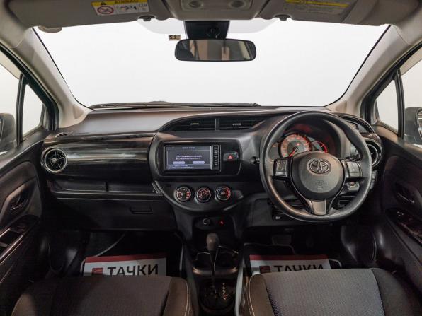Toyota Vitz III (XP130) Рестайлинг 2 с пробегом 2017 года, цена 1 115 000 рублей, 55627 км, хэтчбек, Автокод Объявления