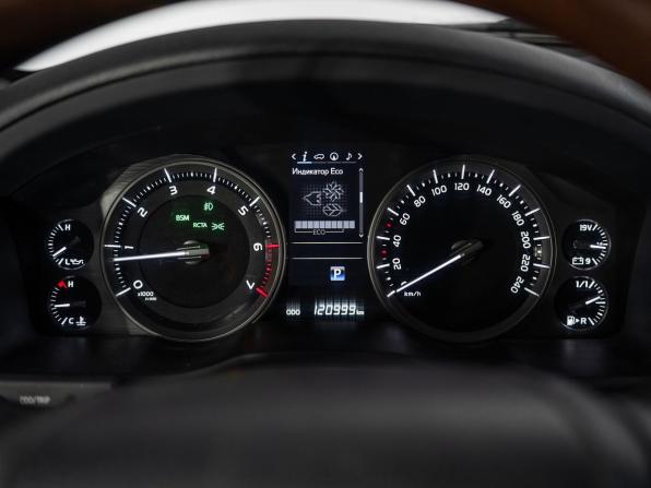 Toyota Land Cruiser 200 Series Рестайлинг 2 с пробегом 2015 года, цена 6 425 000 рублей, 120999 км, внедорожник, Автокод Объявления