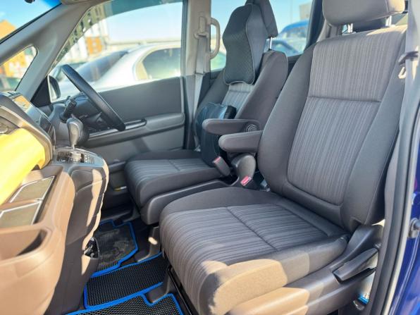 Honda Freed II с пробегом 2017 года, цена 1 569 000 рублей, 64500 км, компактвэн, Автокод Объявления