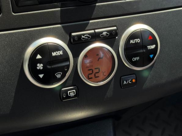 Nissan Tiida I Рестайлинг с пробегом 2010 года, цена 649 000 рублей, 180179 км, седан, Автокод Объявления