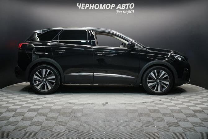 Peugeot 3008 II с пробегом 2018 года, цена 1 988 000 рублей, 100000 км, внедорожник, Автокод Объявления