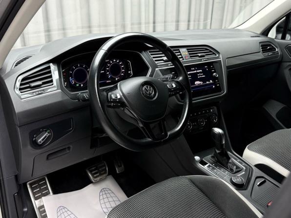 Volkswagen Tiguan II с пробегом 2019 года, цена 2 599 000 рублей, 128038 км, внедорожник, Автокод Объявления