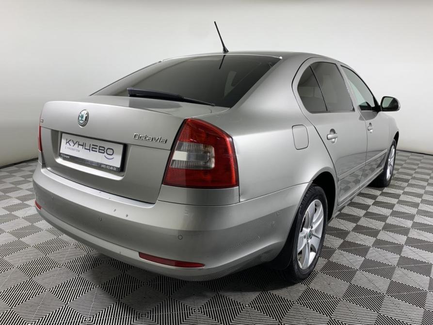 Skoda Octavia II (A5) Рестайлинг Москва  - изображение 5