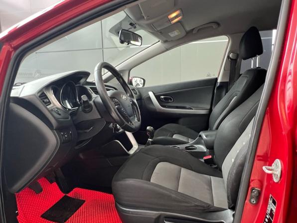 Kia Ceed II с пробегом 2013 года, цена 699 000 рублей, 280648 км, универсал, Автокод Объявления