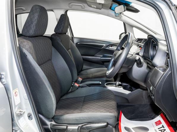 Honda Fit III с пробегом 2013 года, цена 1 050 000 рублей, 85600 км, хэтчбек, Автокод Объявления