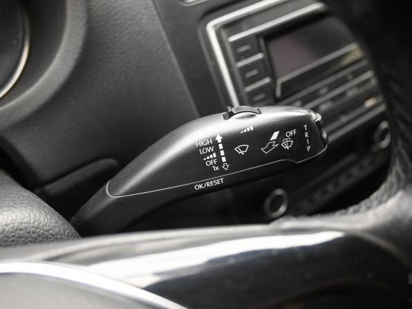 Volkswagen Polo V Рестайлинг с пробегом 2016 года, цена 1 259 900 рублей, 109934 км, седан, Автокод Объявления
