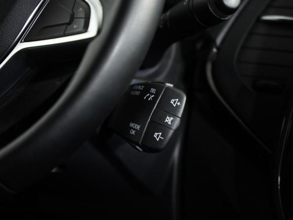 Renault Kaptur I Рестайлинг с пробегом 2021 года, цена 1 749 000 рублей, 60266 км, внедорожник, Автокод Объявления
