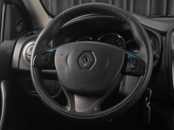 Renault Sandero II с пробегом 2015 года, цена 759 000 рублей, 128050 км, хэтчбек, Автокод Объявления