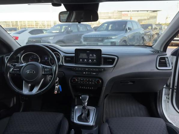 Kia Ceed III с пробегом 2019 года, цена 1 685 000 рублей, 122200 км, хэтчбек, Автокод Объявления