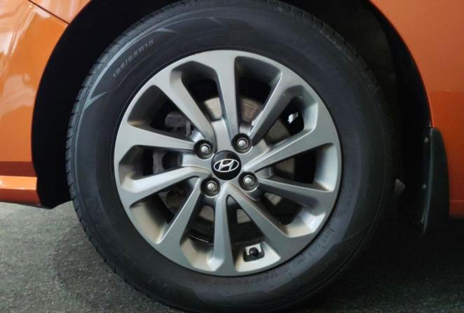 Hyundai Solaris II Рестайлинг с пробегом 2022 года, цена 1 800 000 рублей, 49150 км, седан, Автокод Объявления