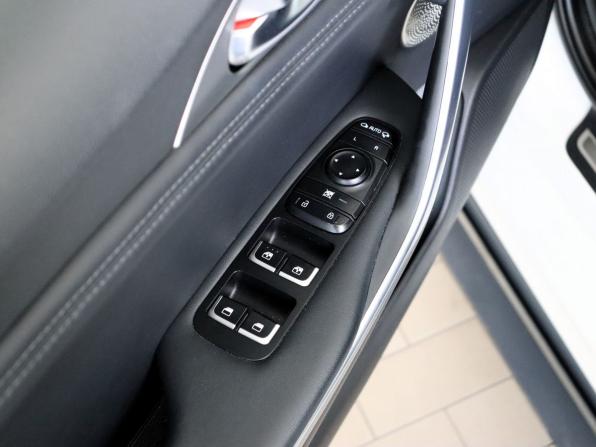 Kia Stinger I с пробегом 2018 года, цена 2 490 000 рублей, 109541 км, лифтбек, Автокод Объявления