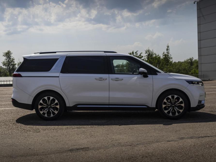 Kia Carnival IV Москва  - изображение 5