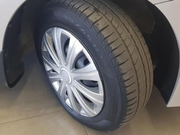 Hyundai Solaris I Рестайлинг с пробегом 2014 года, цена 986 000 рублей, 141000 км, хэтчбек, Автокод Объявления