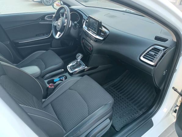 Kia Ceed III с пробегом 2019 года, цена 1 990 000 рублей, 71381 км, хэтчбек, Автокод Объявления