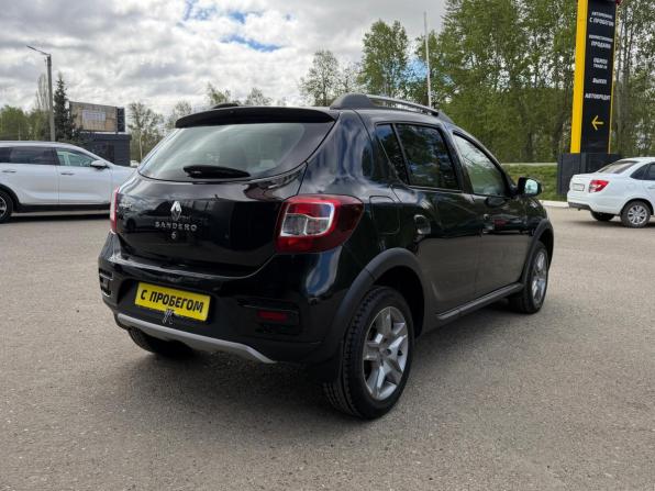 Renault Sandero II с пробегом 2018 года, цена 1 049 000 рублей, 135000 км, хэтчбек, Автокод Объявления