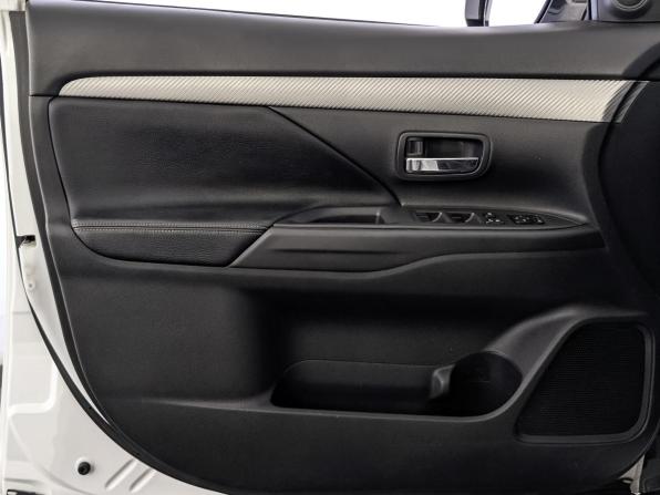 Mitsubishi Outlander III Рестайлинг с пробегом 2014 года, цена 1 710 000 рублей, 210200 км, внедорожник, Автокод Объявления