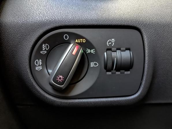 Audi A1 I (8X) с пробегом 2012 года, цена 1 230 000 рублей, 47550 км, хэтчбек, Автокод Объявления