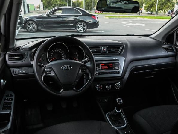 Kia Rio III Рестайлинг с пробегом 2015 года, цена 1 049 000 рублей, 113439 км, седан, Автокод Объявления