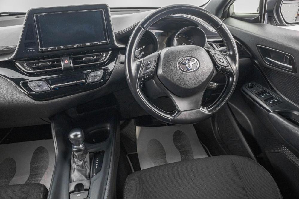 Toyota C-HR I Барнаул  - изображение 17