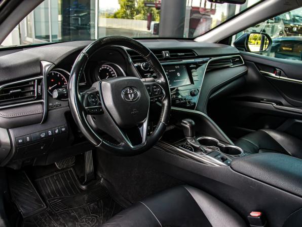 Toyota Camry VIII (XV70) с пробегом 2020 года, цена 2 470 000 рублей, 123562 км, седан, Автокод Объявления