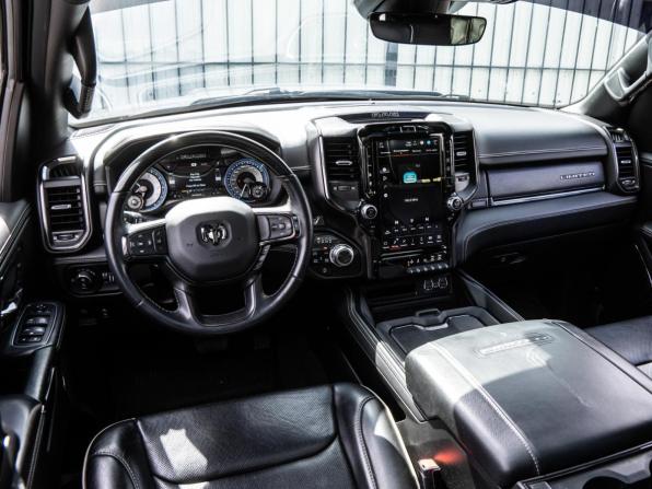 Ram 1500 IV (DS/DJ) с пробегом 2022 года, цена 9 250 000 рублей, 42865 км, offers.body_type.unknown, Автокод Объявления