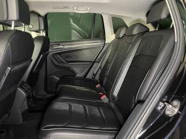 Volkswagen Tiguan II с пробегом 2019 года, цена 3 790 000 рублей, 134067 км, внедорожник, Автокод Объявления