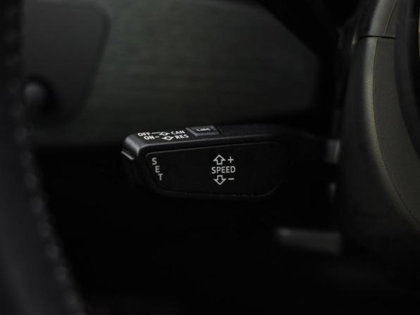 Audi A4 V (B9) с пробегом 2018 года, цена 2 749 000 рублей, 164815 км, седан, Автокод Объявления