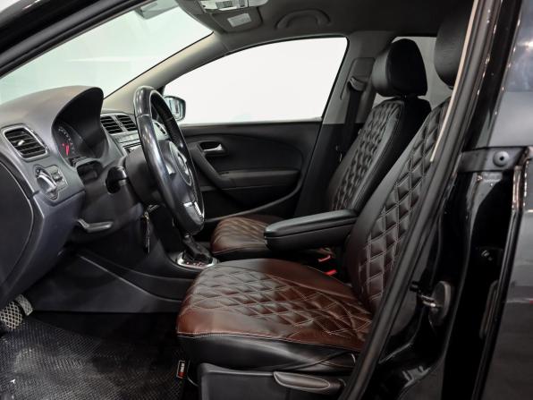 Volkswagen Polo V с пробегом 2014 года, цена 800 000 рублей, 282086 км, седан, Автокод Объявления