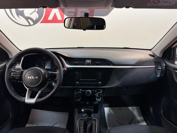 Kia Rio IV Рестайлинг с пробегом 2021 года, цена 1 399 000 рублей, 84038 км, хэтчбек, Автокод Объявления