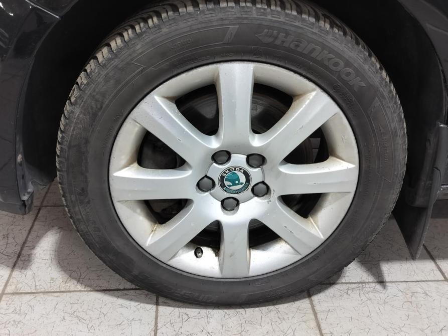 Skoda Roomster I Санкт-Петербург  - изображение 8