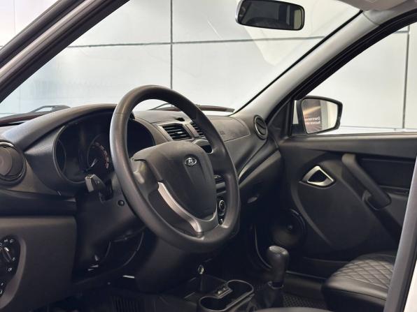 Lada (ВАЗ) Granta I Рестайлинг с пробегом 2022 года, цена 797 000 рублей, 78875 км, седан, Автокод Объявления