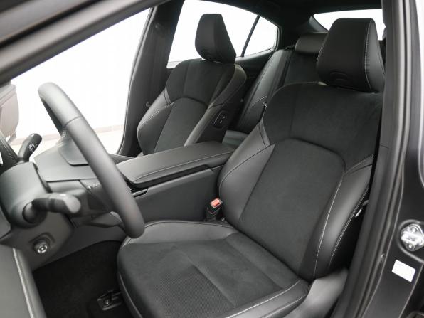 Toyota Camry IX (XV80) China Market с пробегом 2025 года, цена 4 740 900 рублей, 162 км, седан, Автокод Объявления