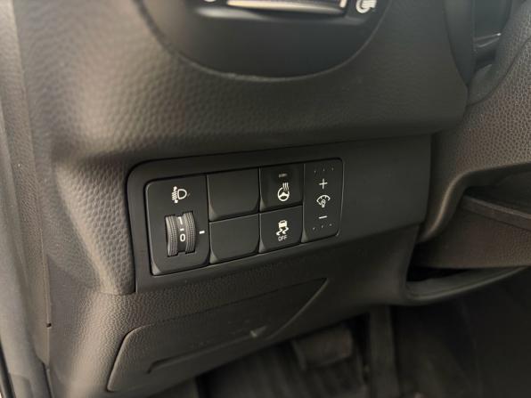 Kia Soul II Рестайлинг с пробегом 2018 года, цена 1 610 000 рублей, 91061 км, хэтчбек, Автокод Объявления
