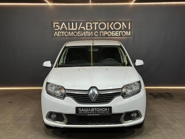 Renault Sandero II с пробегом 2015 года, цена 690 000 рублей, 178014 км, хэтчбек, Автокод Объявления