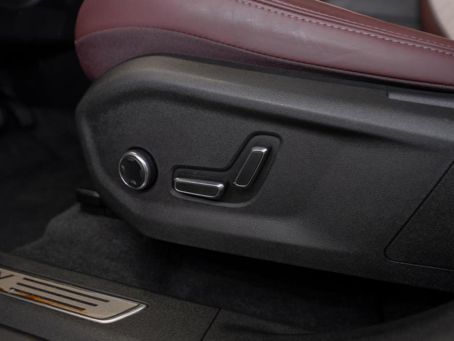 Geely Monjaro I Москва  - изображение 27