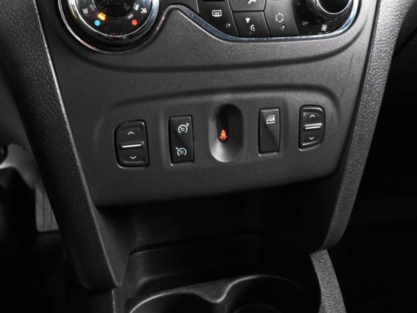Renault Sandero II Рестайлинг с пробегом 2019 года, цена 1 215 000 рублей, 58272 км, хэтчбек, Автокод Объявления