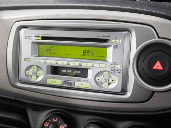 Toyota Vitz III (XP130) с пробегом 2011 года, цена 759 500 рублей, 72634 км, хэтчбек, Автокод Объявления