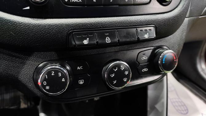Kia Ceed II с пробегом 2012 года, цена 820 000 рублей, 202445 км, универсал, Автокод Объявления