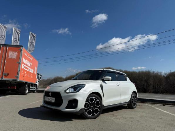 Suzuki Swift V с пробегом 2019 года, цена 1 480 000 рублей, 92655 км, хэтчбек, Автокод Объявления