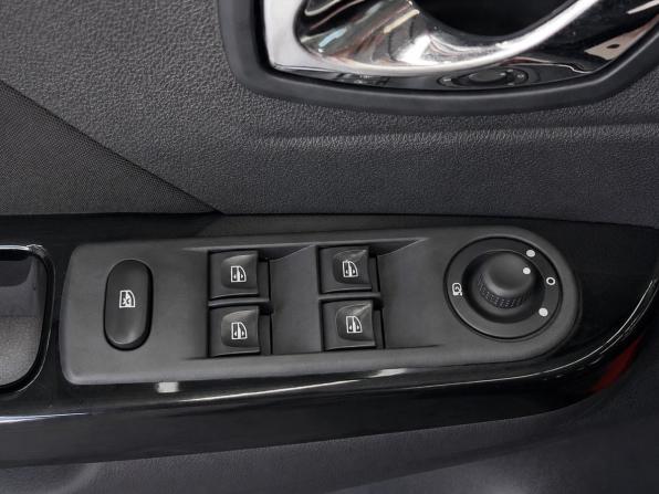 Renault Kaptur I с пробегом 2016 года, цена 1 279 000 рублей, 145000 км, внедорожник, Автокод Объявления