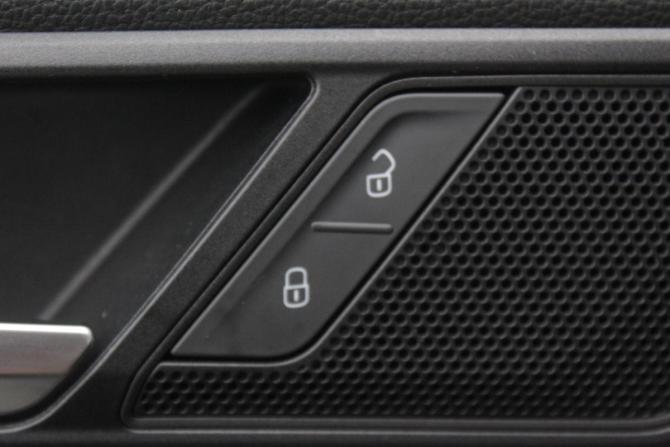 Volkswagen Tiguan II с пробегом 2018 года, цена 2 295 000 рублей, 151565 км, внедорожник, Автокод Объявления