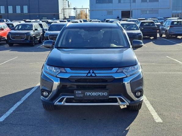 Mitsubishi Outlander III Рестайлинг 3 с пробегом 2019 года, цена 1 716 000 рублей, 282188 км, внедорожник, Автокод Объявления
