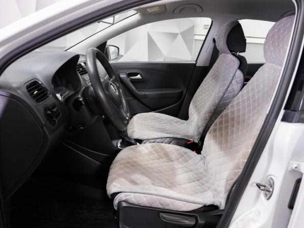 Volkswagen Polo V Рестайлинг с пробегом 2016 года, цена 1 020 000 рублей, 137000 км, седан, Автокод Объявления